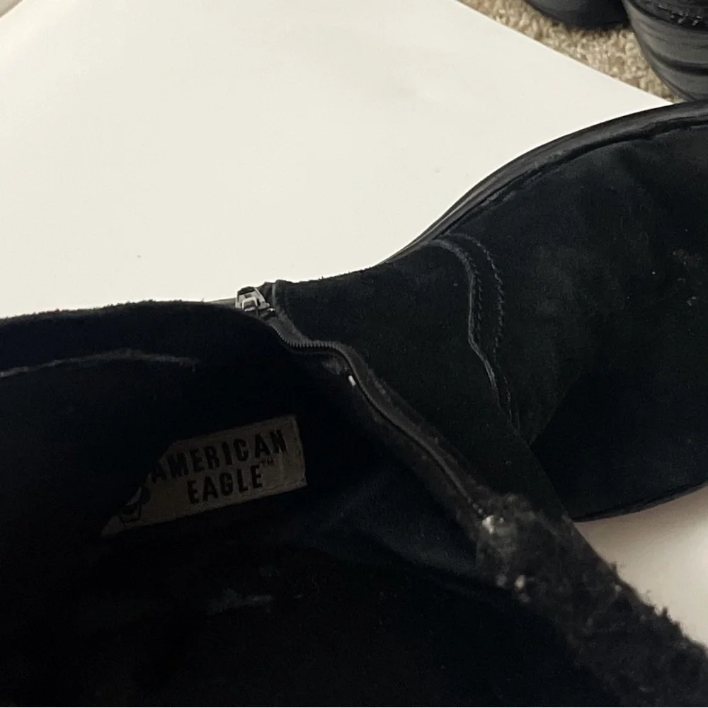 Vintage Y2K American Eagle Outfitters Black Suede Boots Winter Ski Casual